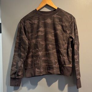 Athleta Women's Brown Camouflage Sweatshirt